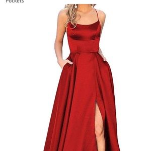 Stunning red prom dress!